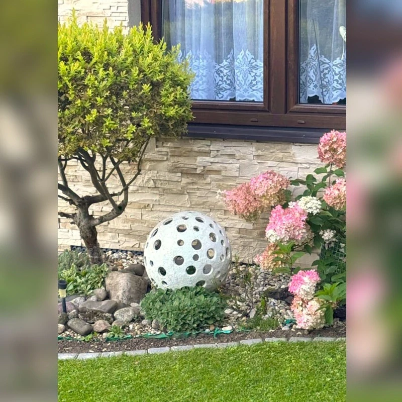 Betonová koule D105 zahradní dekorace