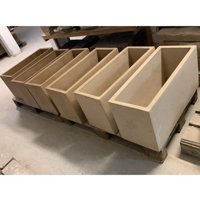 Moderní zahradní betonový květináč 80cm